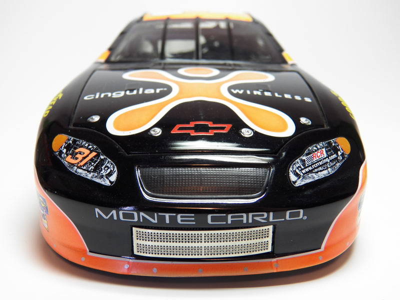 Illustration for article titled Rescued like a stray dog - Action 1:24 Robby Gordon Monte Carlo